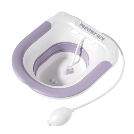 Vas Sitz Bath Pliabil LittleDomi®, pentru Baie de Sezut tip Lighean cu Irigator Reglabil pentru Tratament Hemoroizi, Postpartum si Igiena Locala, Adaptabil pe Toaleta, Design Ergonomic cu Drenaj Eficient si Margini din Silicon, Mov