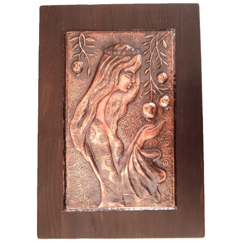 Zeita Demeter, Oreshak, Plastic/Cupru