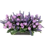 Aranjament floral in vas dreptunghiular din piatra, DADY, cu flori artificiale lila, 25x15x17 cm