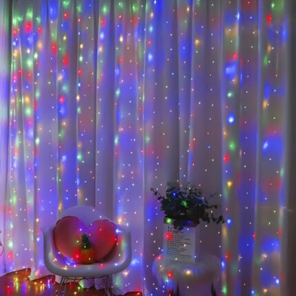 Plasa cu Lumini EDAR Tip Instalatie de Craciun, Lungime 3 m x Inaltime 3 m, Multicolora, Alimentare USB, 8 Moduri de Iluminare, Control Prin Telecomanda, Rezistenta La Apa, Luminozitate Reglabila, Cu Telecomanda