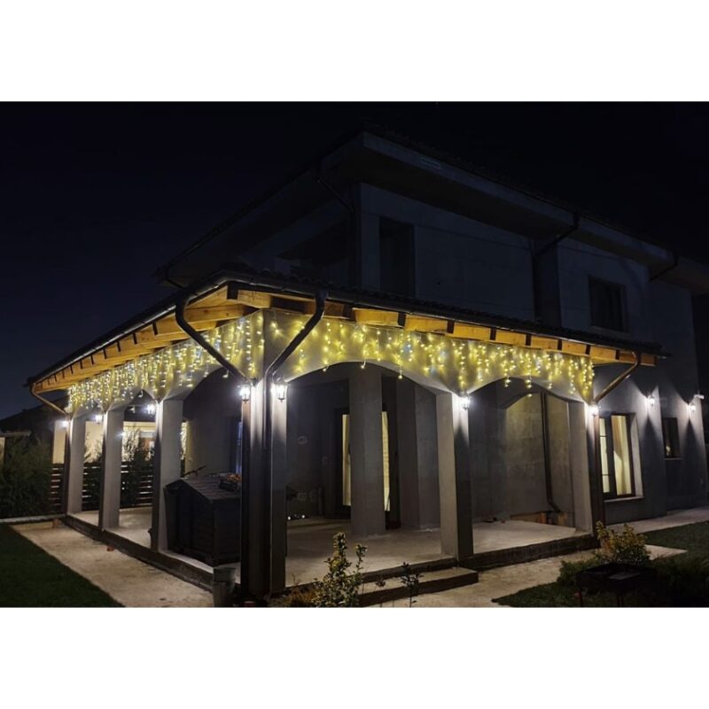 Instalatie de Craciun 8 m Franj FLASH Alba Calda, 252 leduri, 9012WW / exterior / mufa de imbinare / franjuri / turturi / perdea franjurata