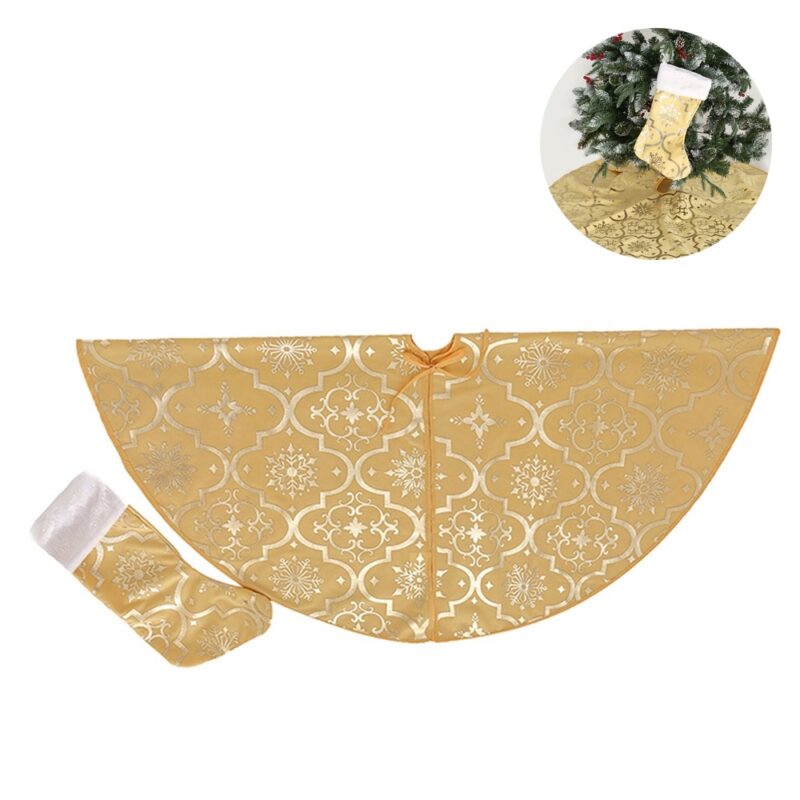Funda pentru brad de Craciun AMRINUGL, cu model fulgi de zapada, 120cm, set cu ciorap de Craciun 26cmx45cm, aurie