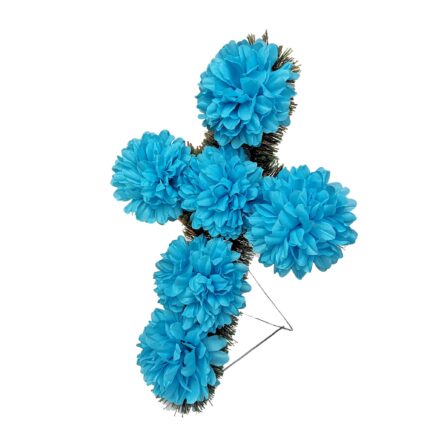 Coroana funerara din brad artificial, sub forma de cruce, 55x33 cm, cu suport metalic, DADY, cu flori artificiale albastre