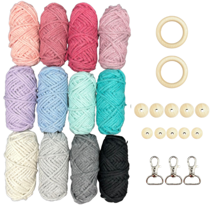 Set pentru macrame, KoloroweMotki, X160, Bumbac, 240m, 12 sfori de 20m, 3mm, 5x 15mm, 5x coral 20mm, 3x carabina, 2 x inel de lemn, Multicolor