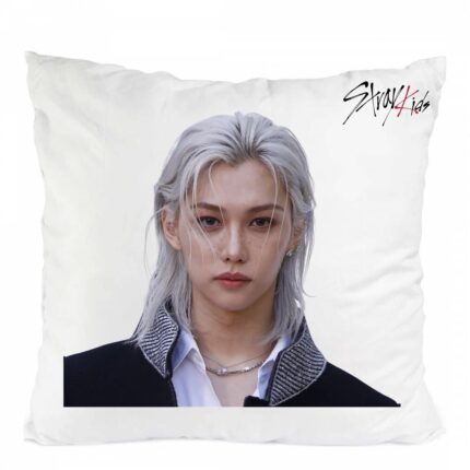 Perna personalizata stray kids felix kpop stay, Poliester, Alb, 40 x 40 cm