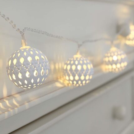 Ghirlanda luminoasa Maroc White, 10 globuri metalice cu LED, 1,5 m