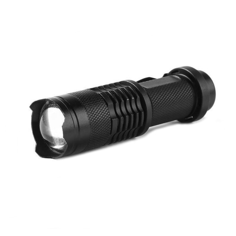 Lanterna cu lumina rosie, focalizare telescopica de 3W