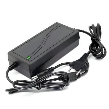Sursa de Alimentare pentru Banda LED, Camere de Supraveghere si Produse Electronice, AC 100-240V, DC 12V 5A 60W, 2.1x5.5mm, 2m, Negru
