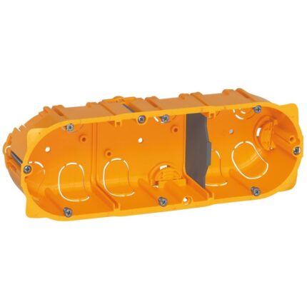 Doza tripla Legrand, clasic, 6 module