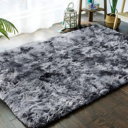 Covor cu fir lung Promerco®, 160x220 cm, pufos si modern, design dreptunghiular si stilat, spate antiderapant, model gri deschis