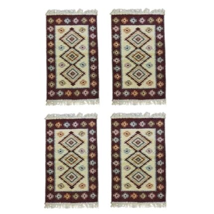 Set 4 Covoare traditionale, maro si crem, model romb, dimensiune 50x80 cm