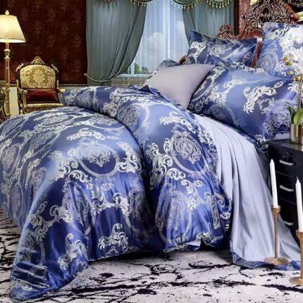 Set lenjerie pentru pat dublu, 6 piese, saten luxury albasrtru indigo, cearceaf pilota 200/230 cm, cearceaf pat 250/250 cm, 2 buc fata perna 50/70 cm, 2 buc fata perna 70/70 cm, model deosebit