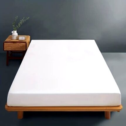 Cearceaf de pat cu elastic, bumbac 100%, 180x200cm, alb, Pucioasa