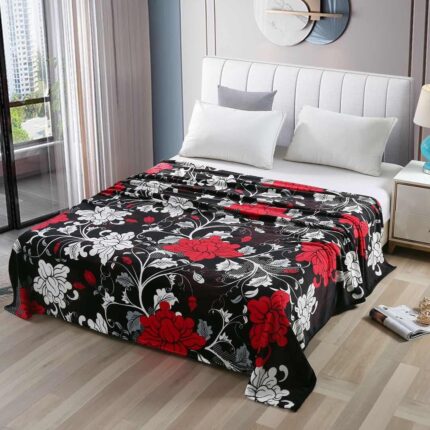 Patura cocolino pentru pat dublu 200 x 230 cm model flori rosii cu negru