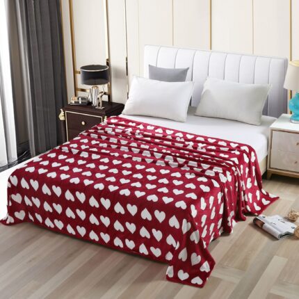 Patura cocolino pentru pat dublu 200 x 230 cm model inimioare albe