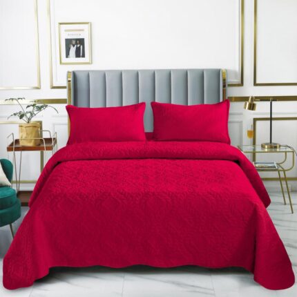 Set cuvertura pat, matlasata, 3 piese, 220x240cm, Rosu