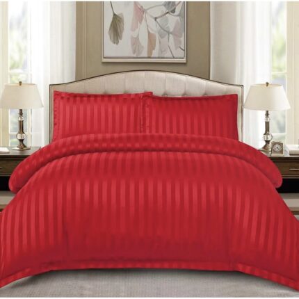 Set Lenjerie de pat dublu cu Elastic, 2 Persoane, Tip Damasc, Uni, 4 Piese, Lenjemania, Finet/Bumbac, Cearceaf pat 180 x 200 x 25 cm, Cearceaf pilota 200 x 230 cm, 2 Fete de perna 55 x 80 cm, Dunga 1 cm, Rozu, DMCC-011